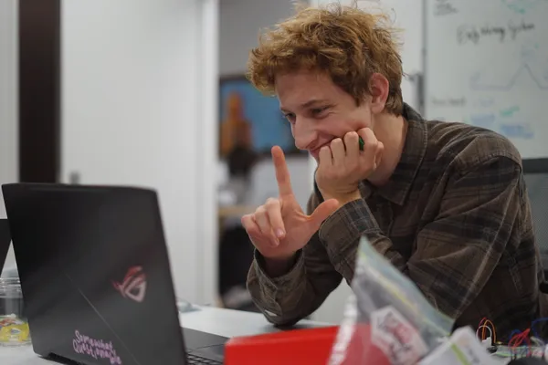 Taine dealing with the cringe